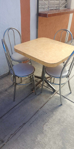 Juego De Mesa Para Restaurante Con 4 Sillas Blanco Sintético (Usado)