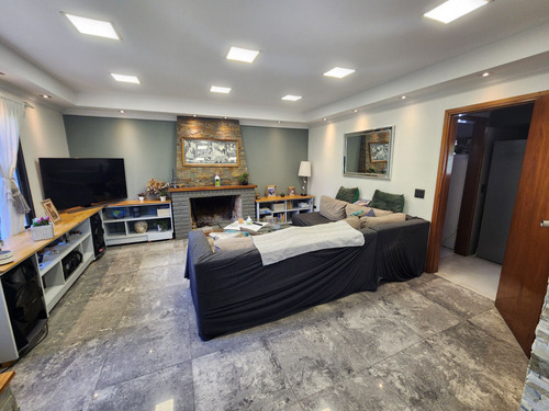 Oportunidad Casa Quinta En Venta Sobre Avenida Gaspar Campos