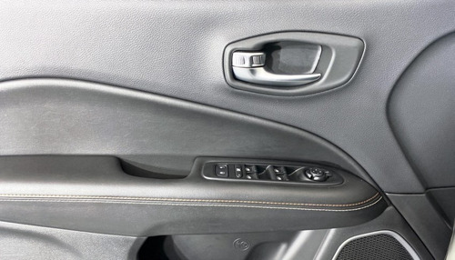 Imagem 8 de 15 de 130277 - Jeep Compass 2017 Garantia