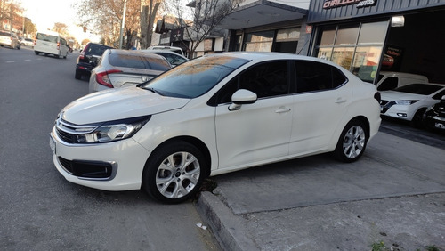Imagen 2 de 18 de Citroën C4 Lounge 2018 1.6 Thp 165 At6 Feel