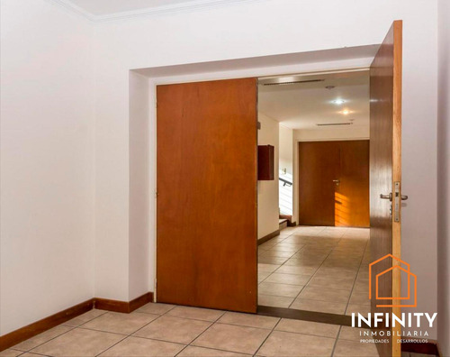 Venta Departamento 3 Dormitorios Caseros Al 1000