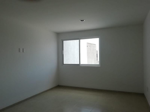Imagen 4 de 11 de Casa Sola En Renta Villas De Bernalejo