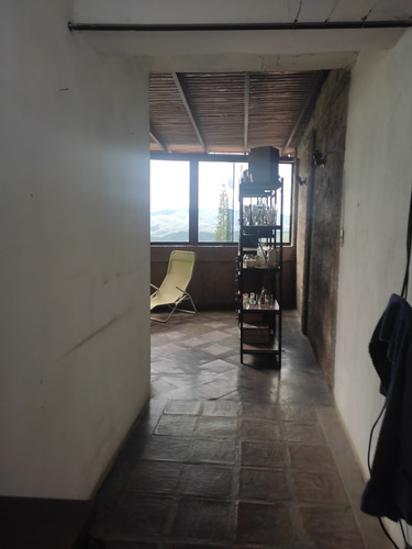 Venta De Casa En Urb. Los Haticos El Junquito