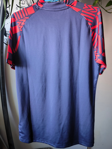 Camiseta Chivas Guadalajara Pre-match 2022/2023 (Usado)
