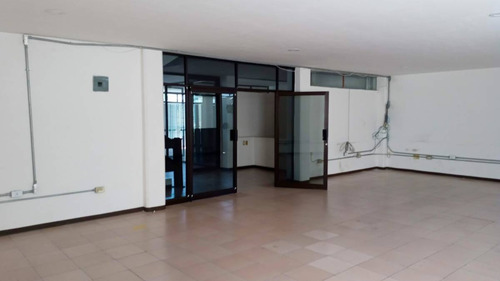 Imagen 23 de 30 de Renta De Edificio De 5 Niveles En Excelente Zona De Toluca
