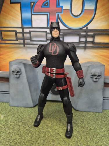 Shadowland Daredevil-demolidor-2016 Conexclusive Mezco Usado