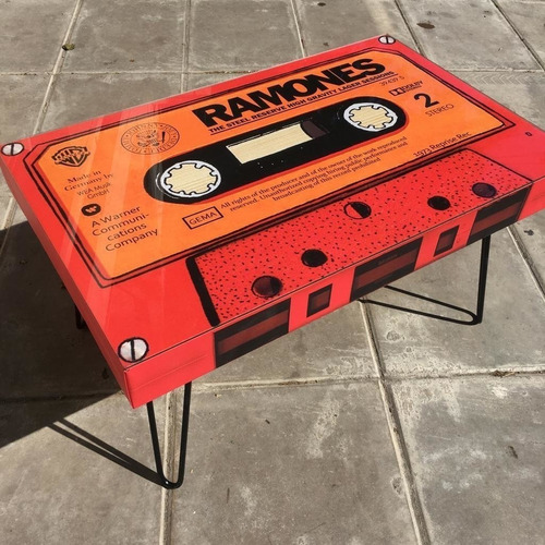 Mesa Cassette Vintage Ramones