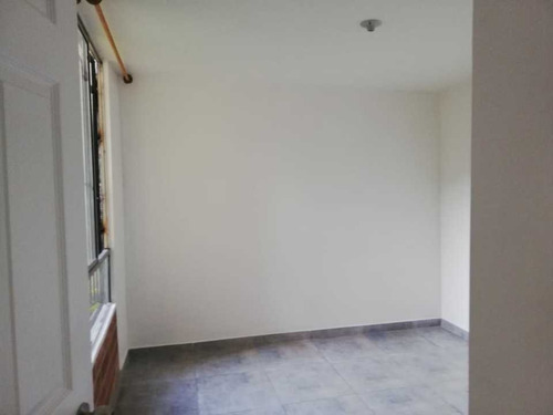 Imagen 9 de 13 de Vendo Apartamento Serranova Bello