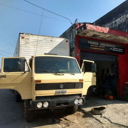 Volkswagen 11130 Toco Baú