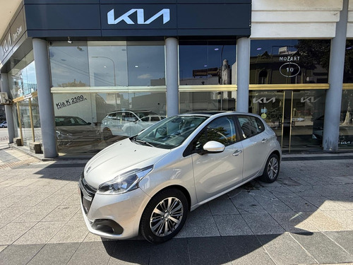 Peugeot 208 1.6 Feline Tiptronic