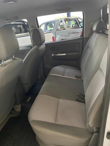 Toyota Hilux 3.0 Cd Sr 171cv 4x2 - B3