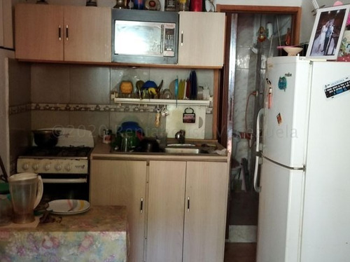Imagen 7 de 23 de Omar Espinoza Ofrece En Venta Grandiosa Casa Quinta En Guatire Valle Arriba A Precio Insuperable