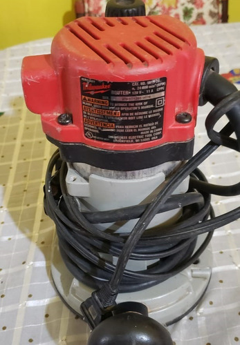 Router Milwaukee 5615-20 1.75hp 120v (Usado)