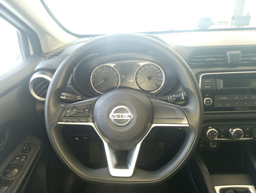 Nissan Versa 1.6 Sense Mt