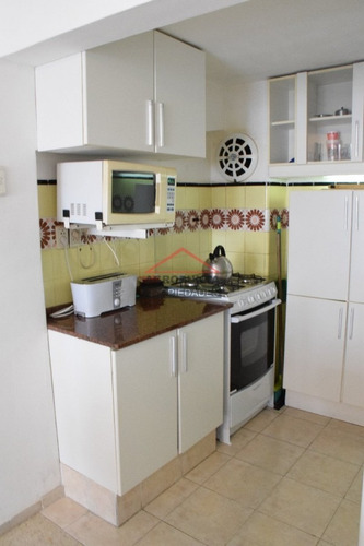 Apartamento En Peninsula, 2 Dormitorios *- Ref: 4764