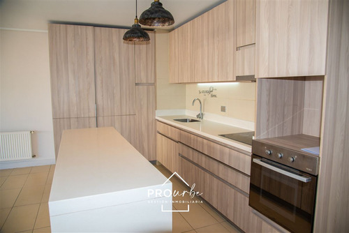 Departamento En Venta De 2 Dorm. En Vitacura