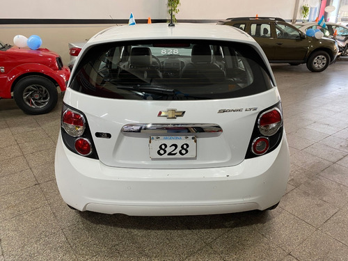 Imagen 6 de 11 de Chevrolet Sonic 1.6 Ltz Full Full 2012