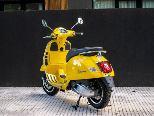 Imagen 22 de 25 de Vespa Gts Hpe Super 300 Amarilla Financiación Disponible