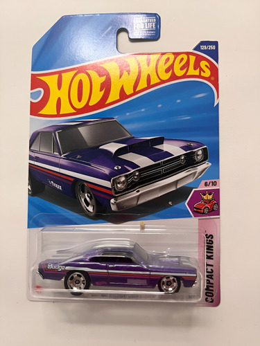 Hot Wheels 68 Dodge Dart 1:64 Coleccionable 2024 Violeta Oscuro