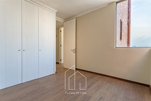 Amplio Departamento En Venta De 2 Dorm. En Ñuñoa