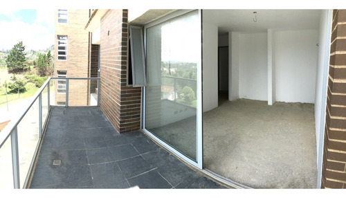 Se Vende Apto 146m2 2h+s/3.5b/2p Obra Gris Alto Hatillo 6225