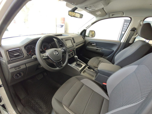 Imagen 6 de 15 de Volkswagen Amarok V6 Comfortline 258cv 4x4 At My23 #17