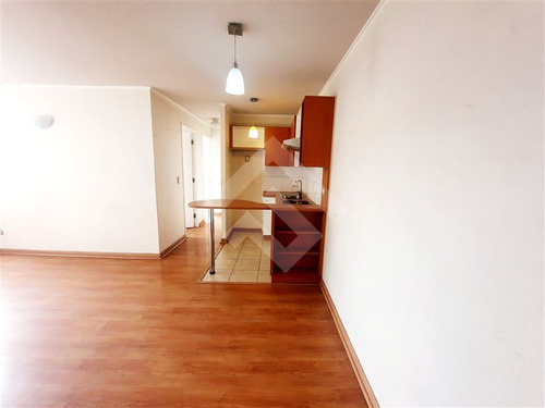 Departamento En Arriendo De 2 Dorm. En Independencia