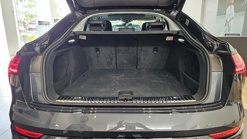 Imagen 22 de 25 de Audi Q8 Sportback E-tron