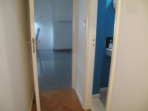 ¡3 Dormitorios, Con 150 M2 Cubiertos, Balcón, Cercano A Cancillería!