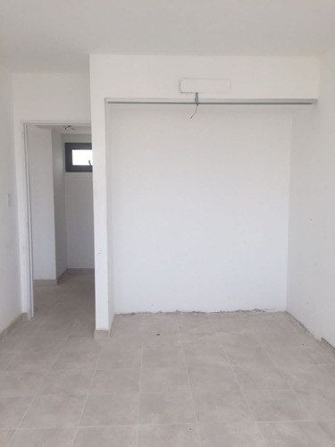 Imagen 2 de 8 de Depto En Venta