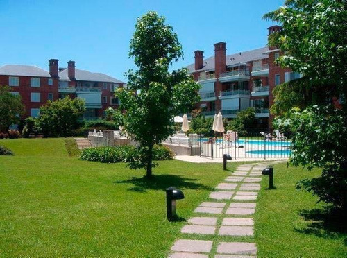 Imagen 2 de 21 de Departamento - Las Lomas-jockey
