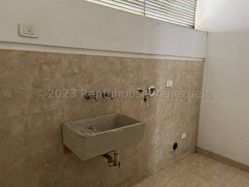 Imagen 14 de 30 de Magnífica Casa En Venta Urbanizacion Colinas Del Viento Zona Este Barquisimeto %%%% Rf 23-2 4 7 2 0 Kl Rah %%%