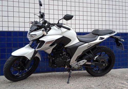 Imagem 2 de 6 de Yamaha Fazer 250