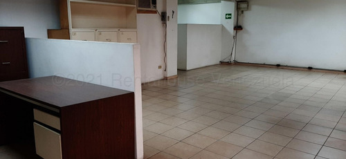 Imagen 16 de 28 de Ls Vende Local Comercial La Candelaria 23-8874