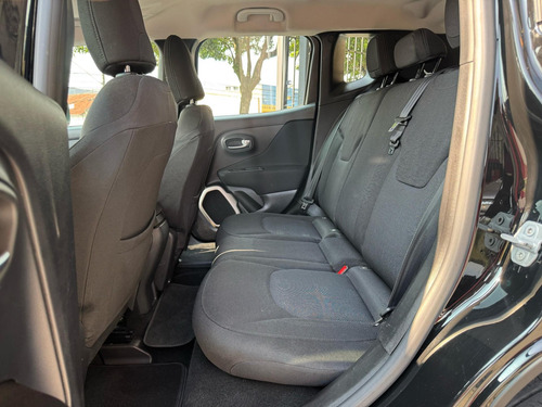 Jeep Renegade Longitude 1.8 4x2 Flex 16V Aut.