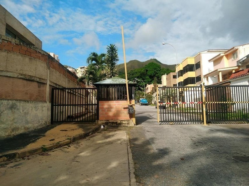 Imagen 13 de 18 de Eloisa Mejia Rentahouse Vende Townhouse En El Parral Valencia 22-9386