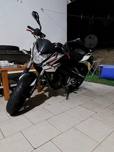 Imagen 10 de 15 de Bajaj Rouser Ns 200
