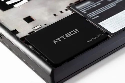 Disco Sólido Ssd Interno Attech At422 256gb Negro