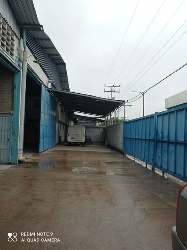 Imagen 1 de 7 de Se Alquila Galpon Intercomunal