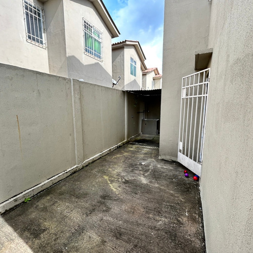 Imagen 9 de 12 de Casa En Venta De Oportunidad En Villa Bonita, Cerca De La Big Cola