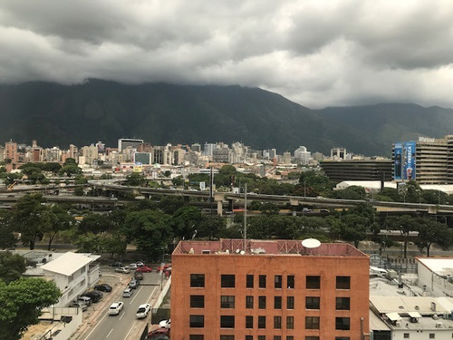 Imagen 9 de 10 de Oficina En Venta Con Financiamiento Las Mercedes 336 M2