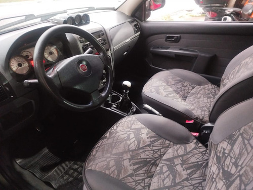 Fiat Strada Adventure Strada Adventure 1.8/ 1.8 LOCKER Flex CE