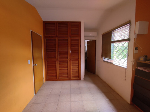 Imagen 9 de 12 de Town House En Urb. Valle De Chara, Valle Hermoso