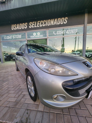 Peugeot 207 2.0 Sedan Xt Hdi
