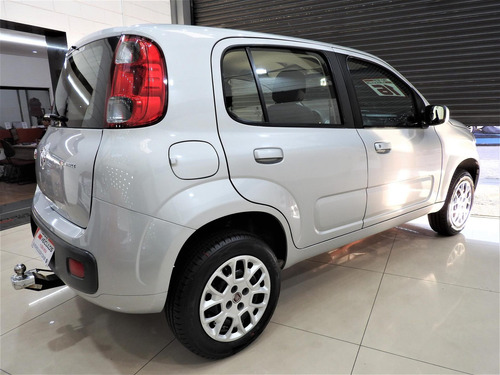 Imagem 4 de 12 de Fiat Uno Vivace 1.0 8v (flex) 4p Flex Manual
