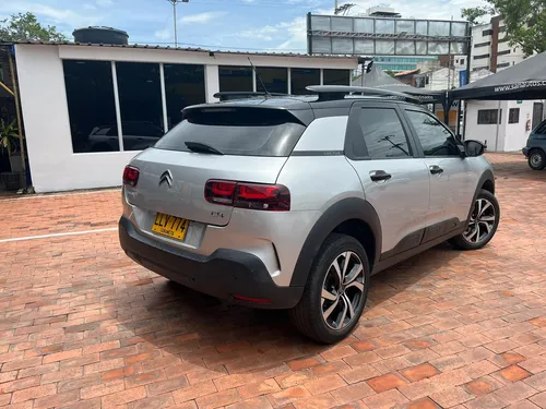 Citroën C4 Cactus 1.6 Shine Turbo Aut