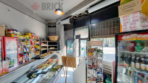 Venta En Block En Santiago Del Estero Al 1900 - Local A La Calle Y 2 Ph S/exp