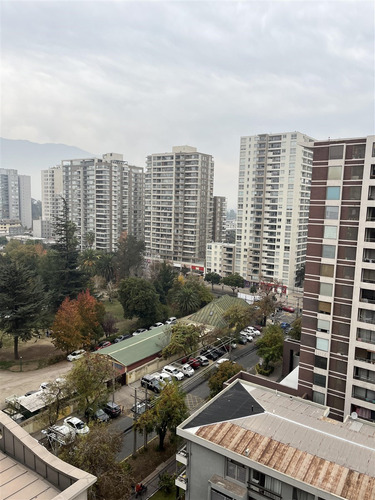 Departamento En Venta De 2 Dorm. En Plaza Ñuñoa