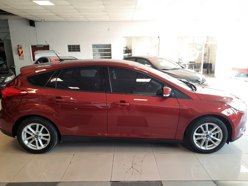 Imagen 5 de 14 de Ford Focus 1.6 5p S 2017