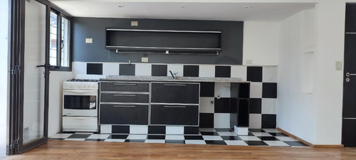 Dúplex En Venta - Barrio Chateau Carreras - Excelente Oportunidad